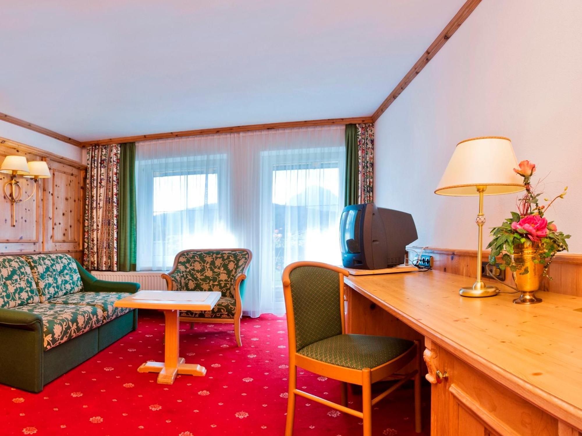 Wellnesshotel Schoenruh - Adults Only Seefeld in Tirol Eksteriør billede