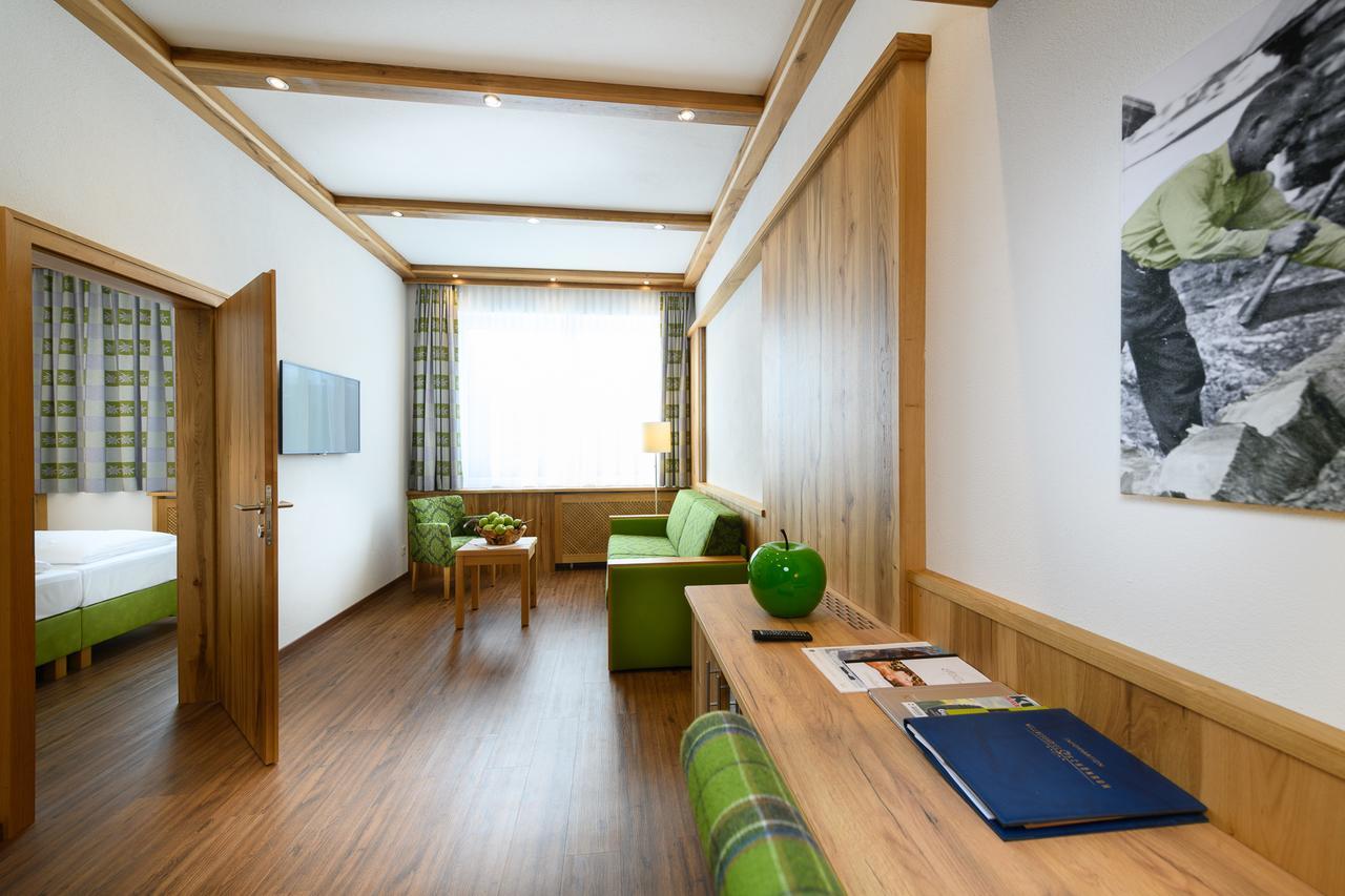 Wellnesshotel Schoenruh - Adults Only Seefeld in Tirol Eksteriør billede